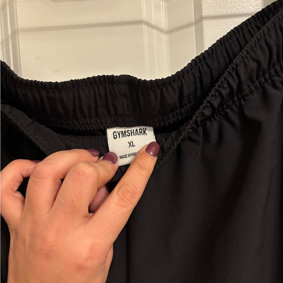 Gymshark Black Men's lightweight Joggers - Picture 3 of 3